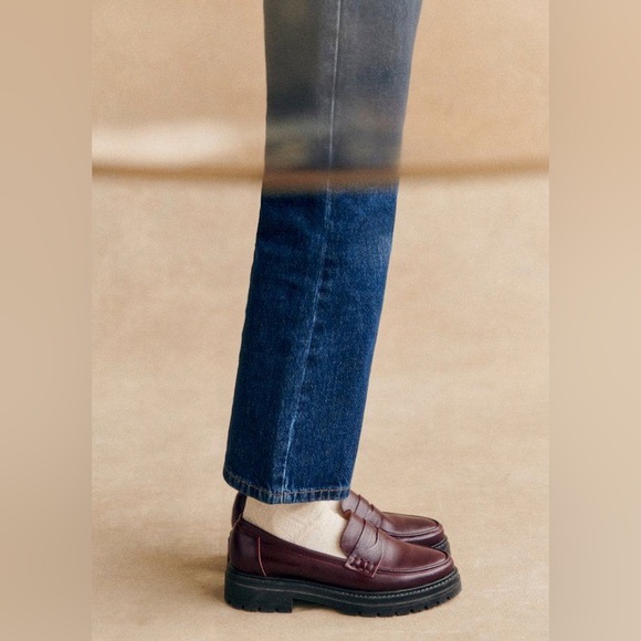 Sézane Albane Loafers in Glossy Burgundy FR 38 / US 7 - Picture 12 of 14